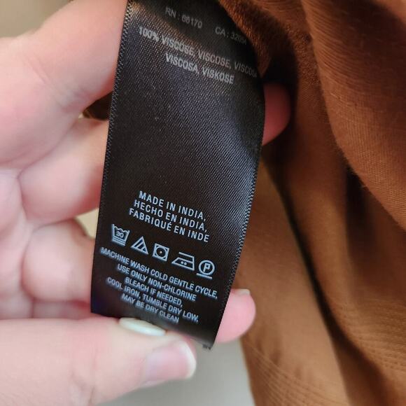 Maeve by Anthropologie Liviana Embroidered Wrap Top Size Small - Picture 13 of 13